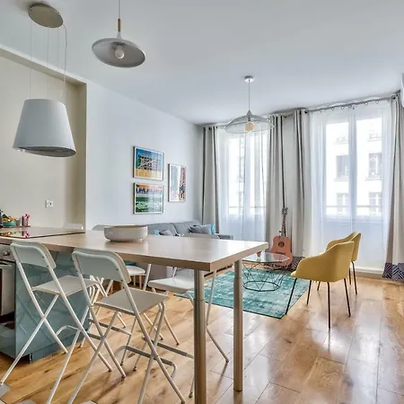 Amazing 2 Flat Near Bastille - An Ecoloflat Apartment