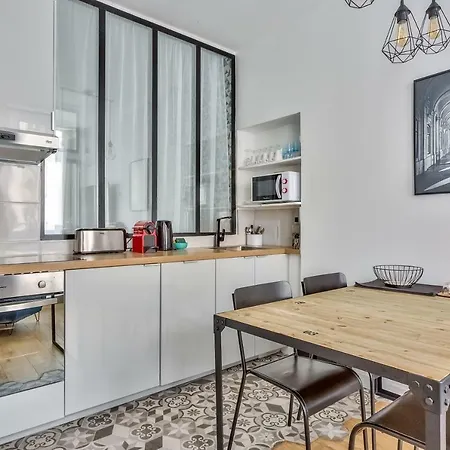 Amazing 2 Flat Near Bastille - An Ecoloflat Apartment