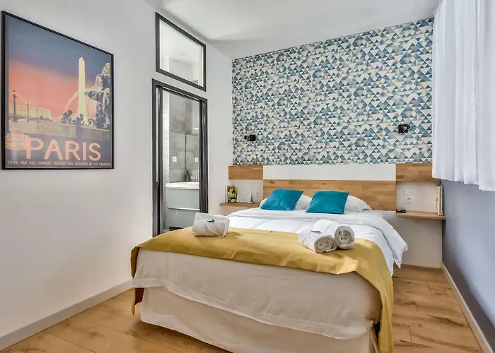 Amazing 2 Flat Near Bastille - An Ecoloflat Apartment *