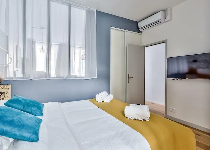 Amazing 2 Flat Near Bastille - An Ecoloflat